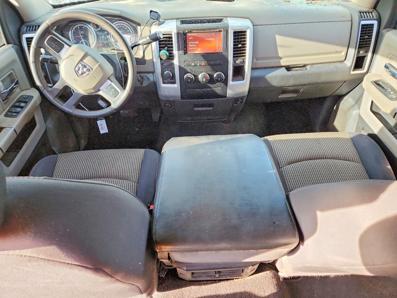 2011 DODGE RAM 1500 photo 15