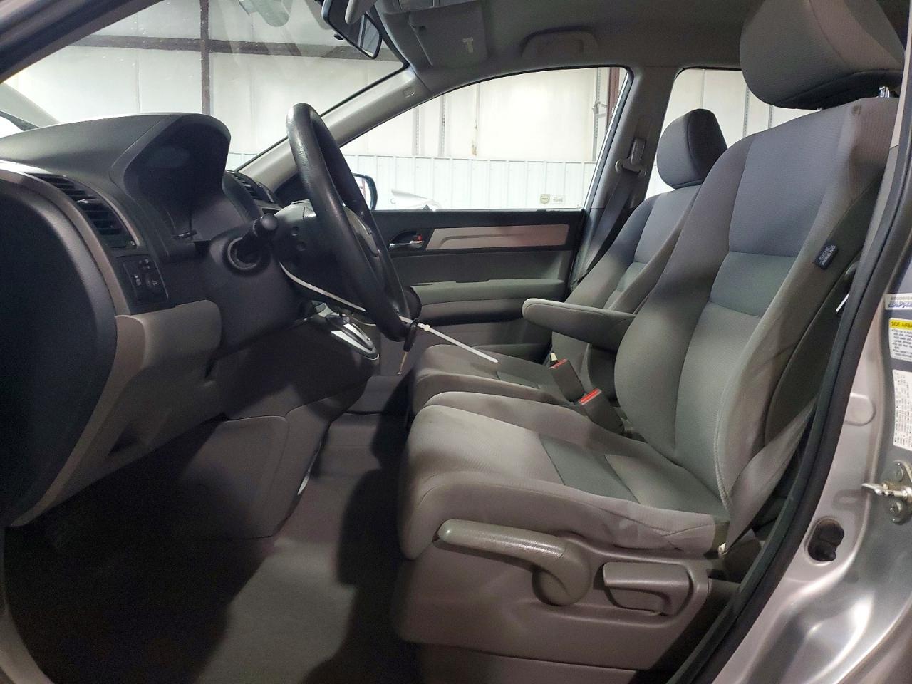 2010 HONDA CR-V LX photo 13