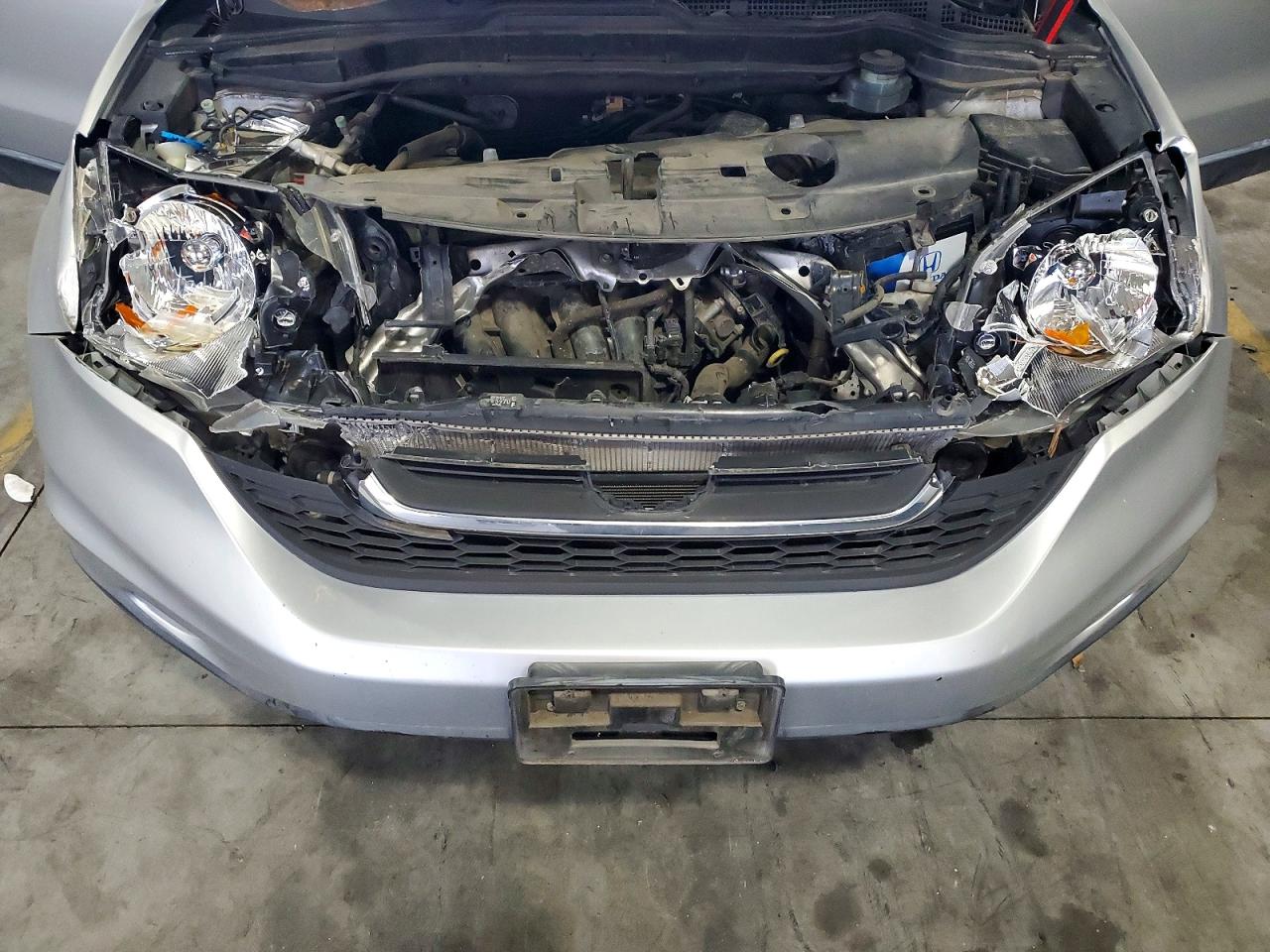 2010 HONDA CR-V LX photo 23