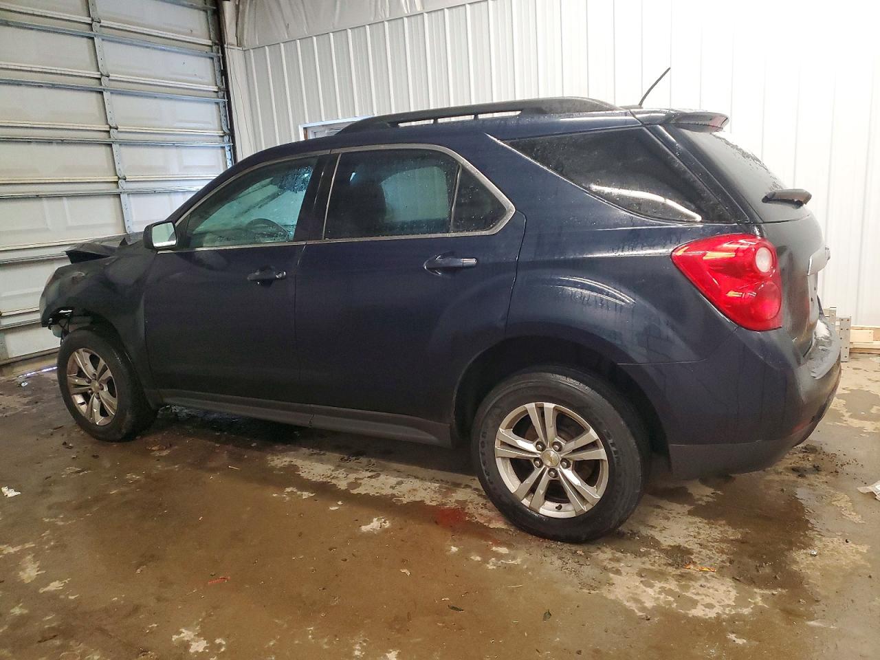 2015 CHEVROLET EQUINOX LT photo 2