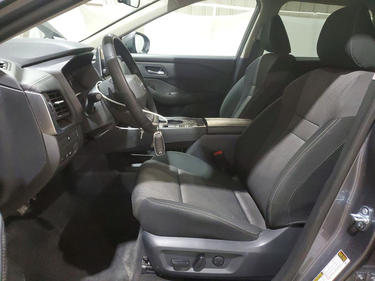 2025 NISSAN ROGUE SV photo 13