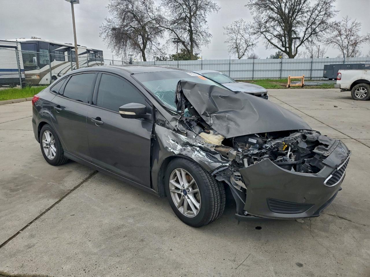2015 FORD FOCUS SE photo 7