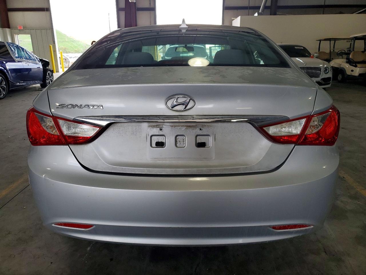 2011 HYUNDAI SONATA GLS photo 6