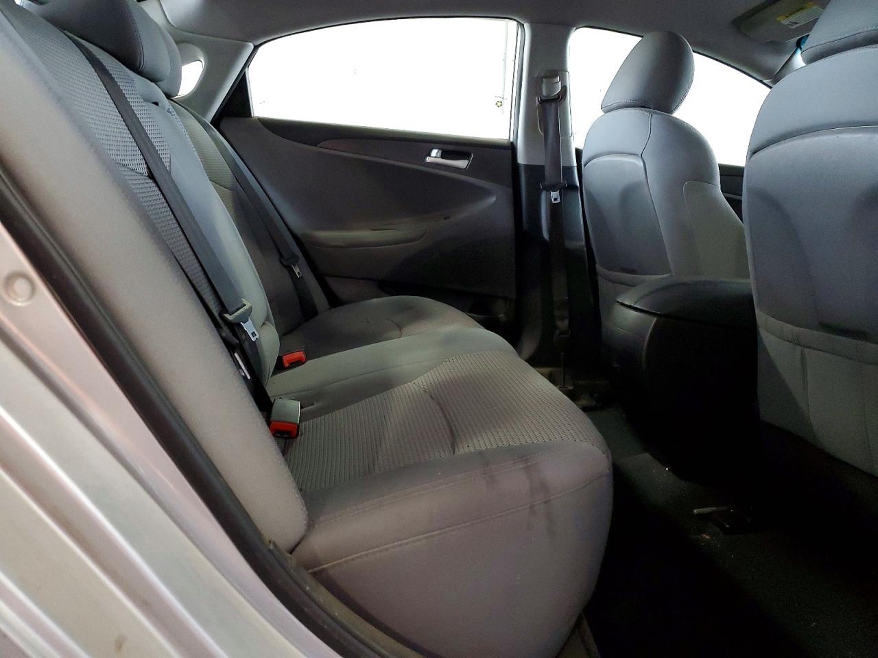 2011 HYUNDAI SONATA GLS photo 10