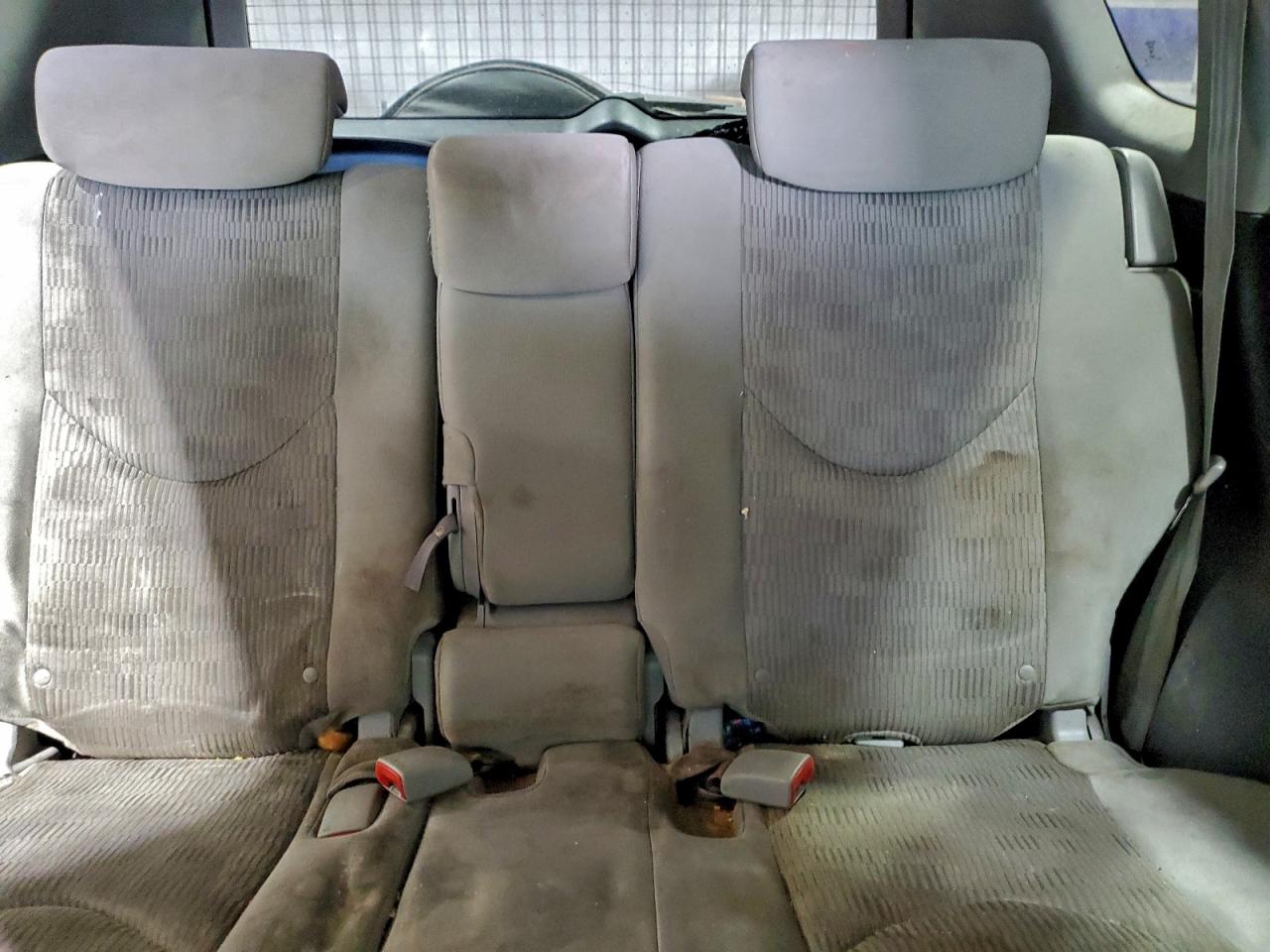 2011 TOYOTA RAV4 photo 19