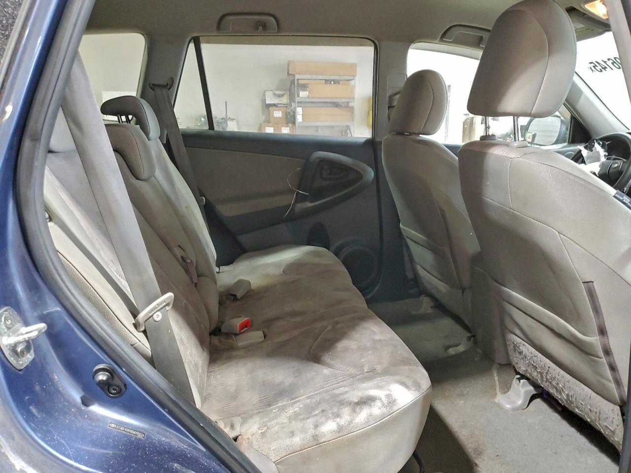 2011 TOYOTA RAV4 photo 21
