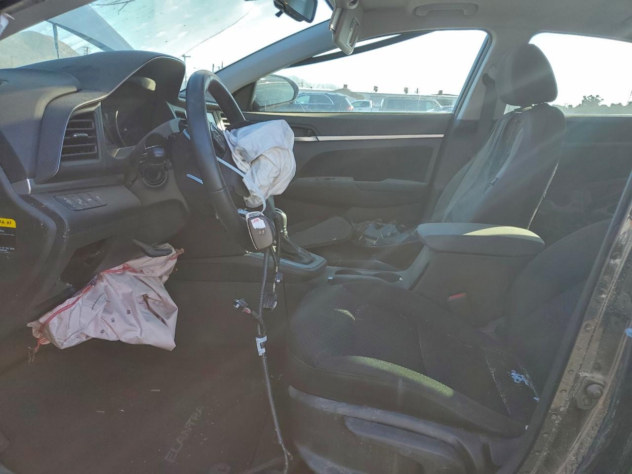 2019 HYUNDAI ELANTRA SEL photo 7