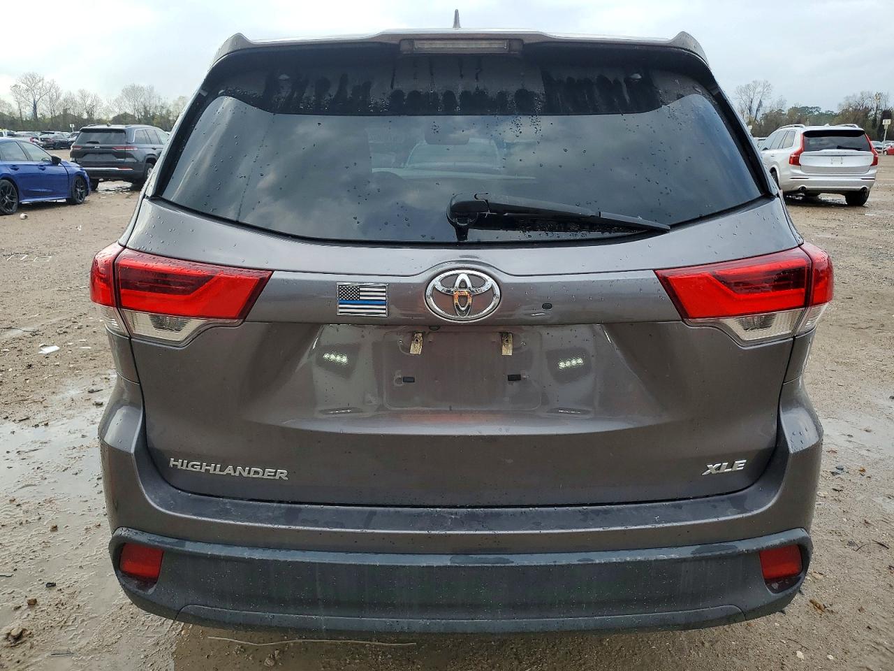 2018 TOYOTA HIGHLANDER photo 6