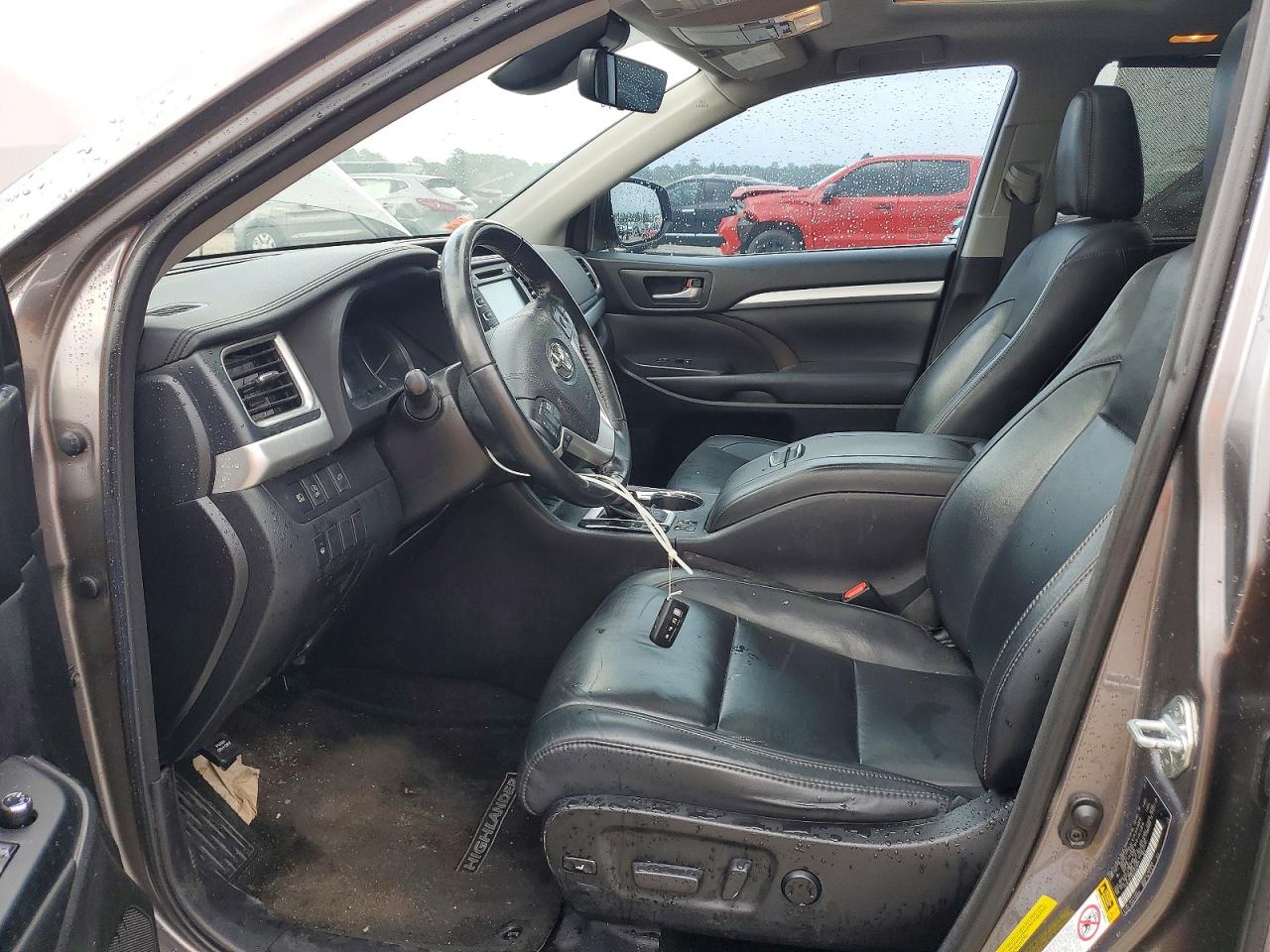 2018 TOYOTA HIGHLANDER photo 7
