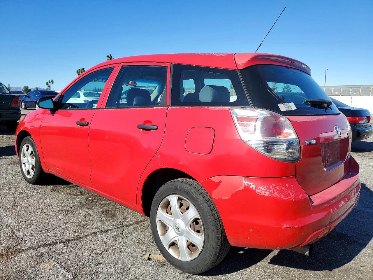 2005 TOYOTA COROLLA MATRIX XR photo 3