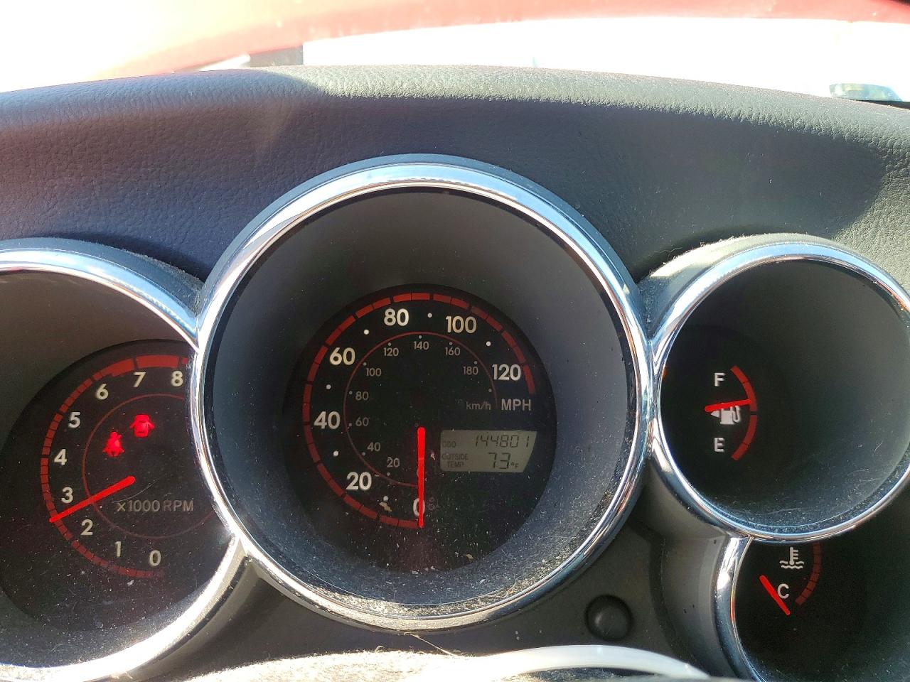 2005 TOYOTA COROLLA MATRIX XR photo 17
