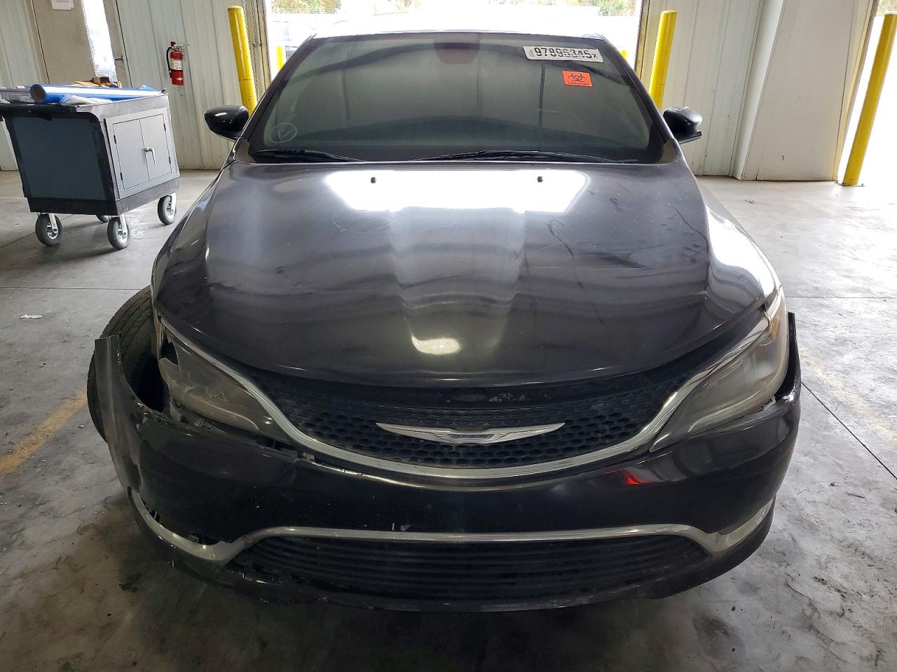 2015 CHRYSLER 200 LIMITED photo 5