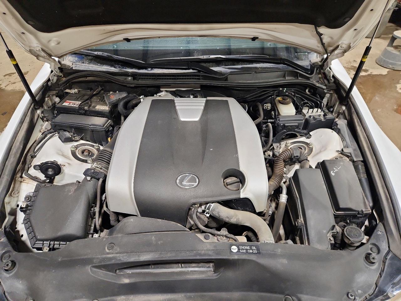 2017 LEXUS IS 300 photo 11