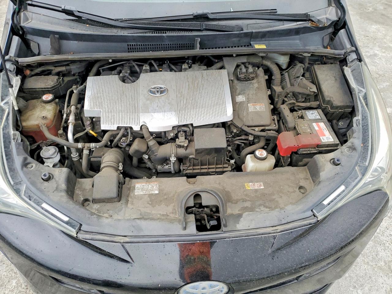 2017 TOYOTA PRIUS photo 11