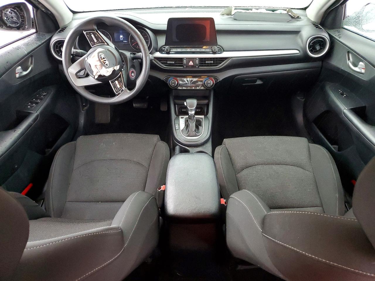 2019 KIA FORTE FE photo 29