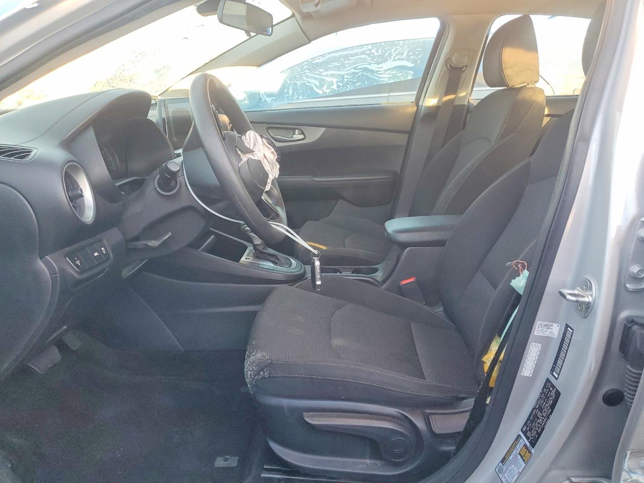 2019 KIA FORTE FE photo 25