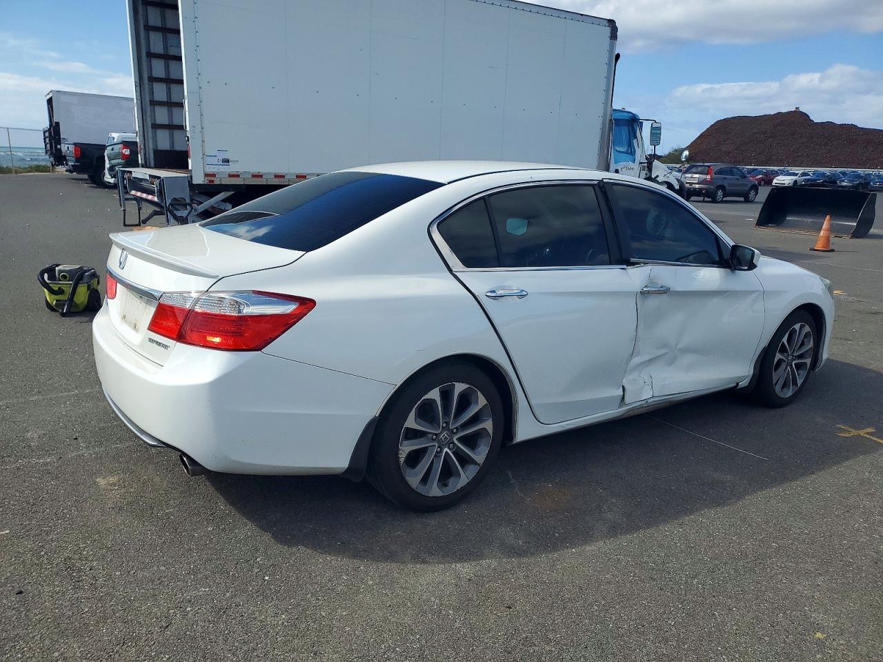 2013 HONDA ACCORD SPORT photo 5