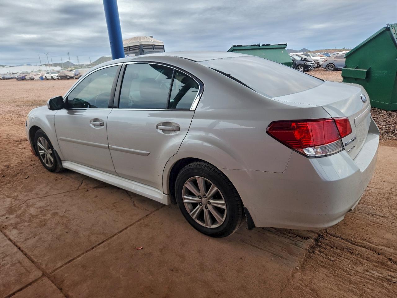 2011 SUBARU LEGACY 2.5I PREMIUM photo 4
