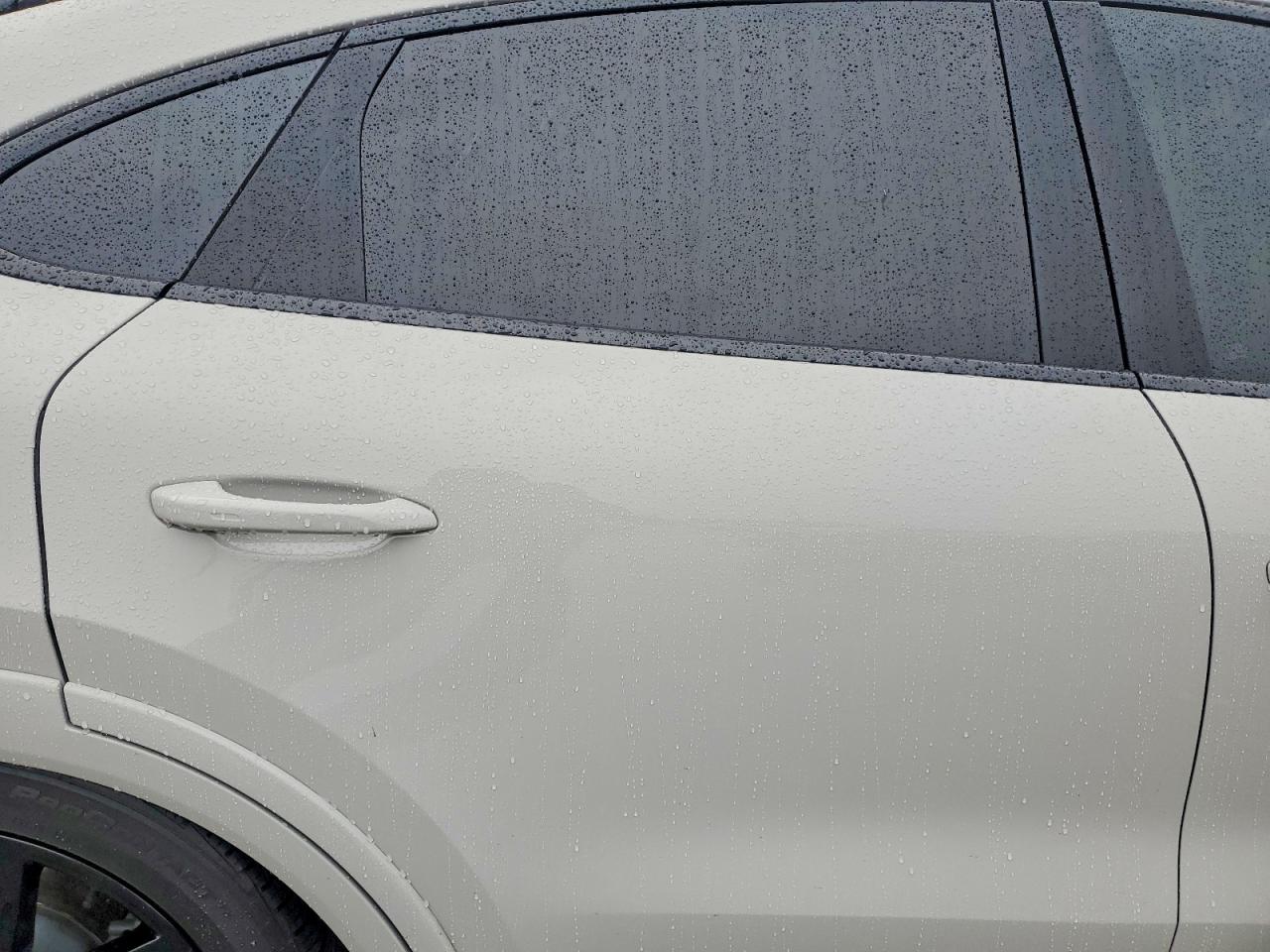 2023 PORSCHE CAYENNE S COUPE photo 19