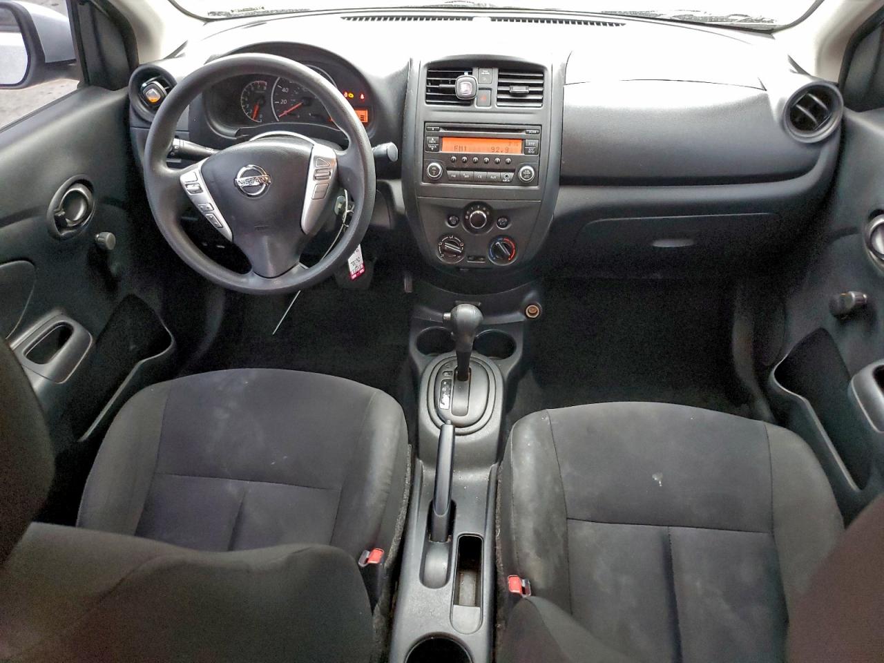 2018 NISSAN VERSA S photo 8