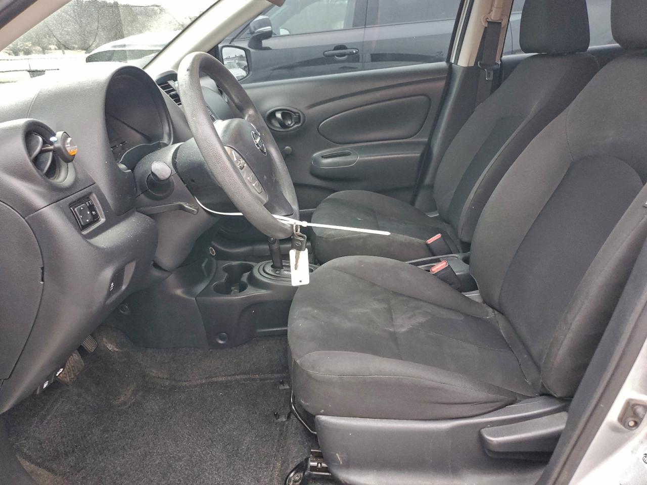 2018 NISSAN VERSA S photo 7