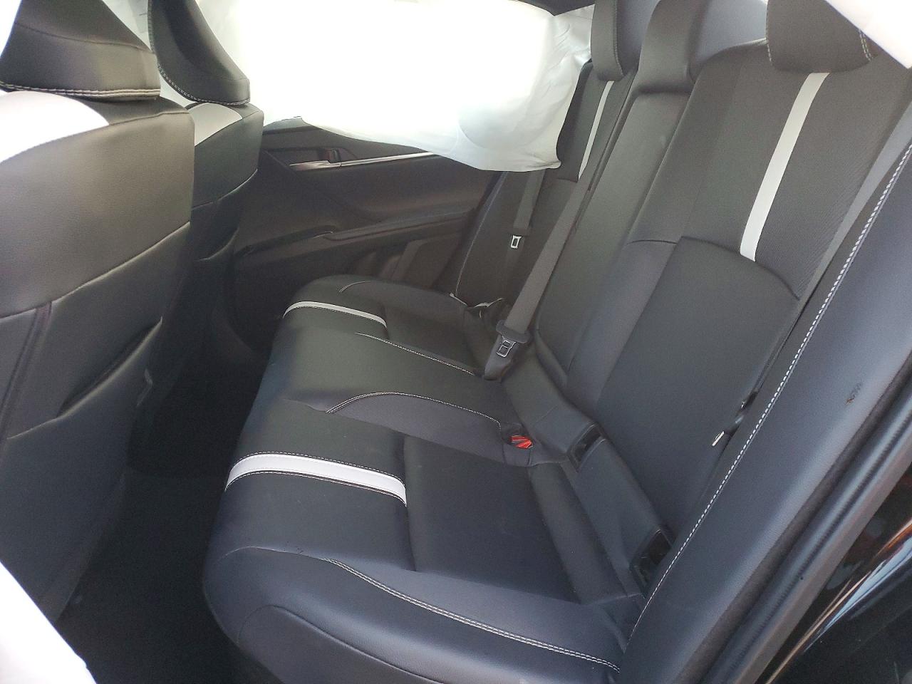 2025 TOYOTA CAMRY SE photo 10