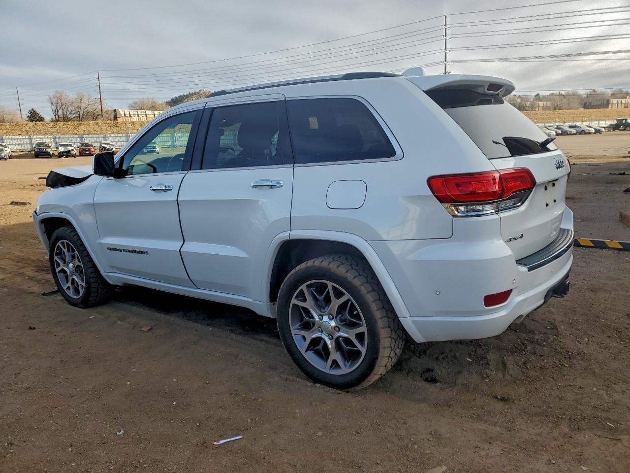 2019 JEEP GRAND CHEROKEE OVERLAND photo 3
