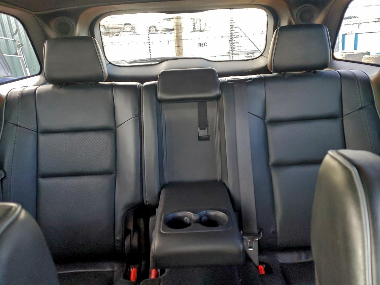 2019 JEEP GRAND CHEROKEE OVERLAND photo 19