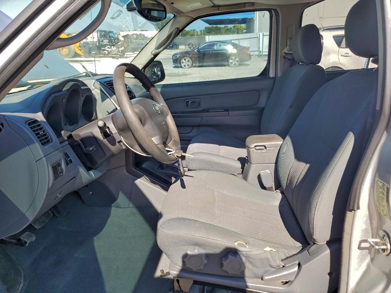 2004 NISSAN XTERRA XE photo 13