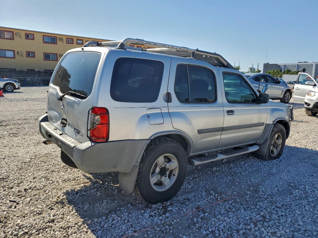 2004 NISSAN XTERRA XE photo 5