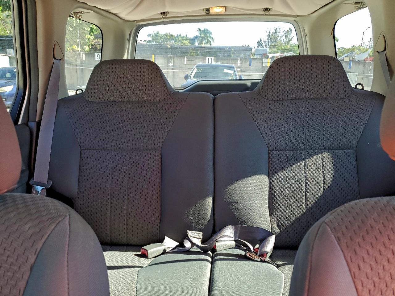 2004 NISSAN XTERRA XE photo 19