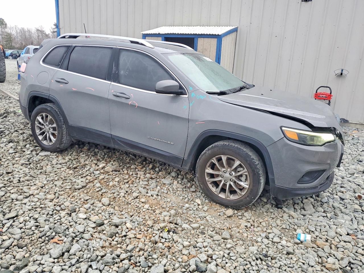 2021 JEEP CHEROKEE LATITUDE LUX photo 7