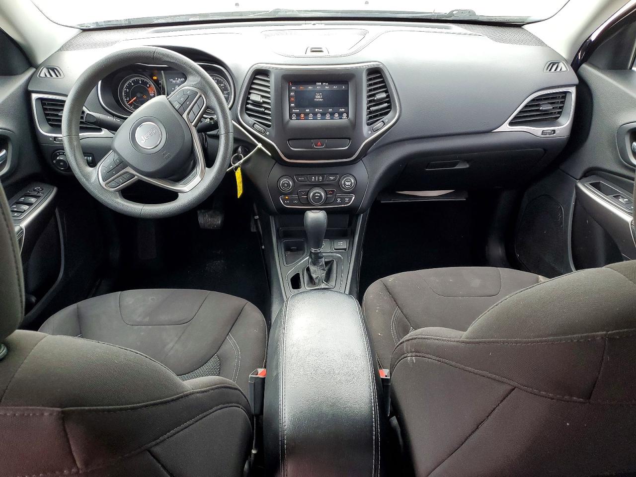 2019 JEEP CHEROKEE LATITUDE photo 15