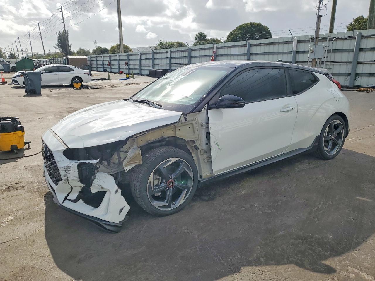 2019 HYUNDAI VELOSTER