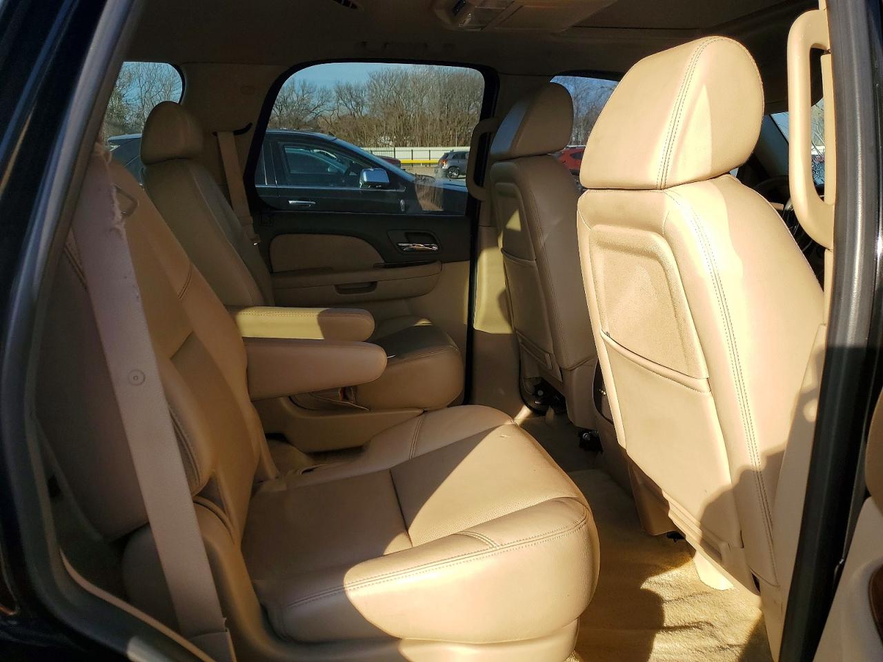 2009 CHEVROLET TAHOE C1500 LTZ photo 21