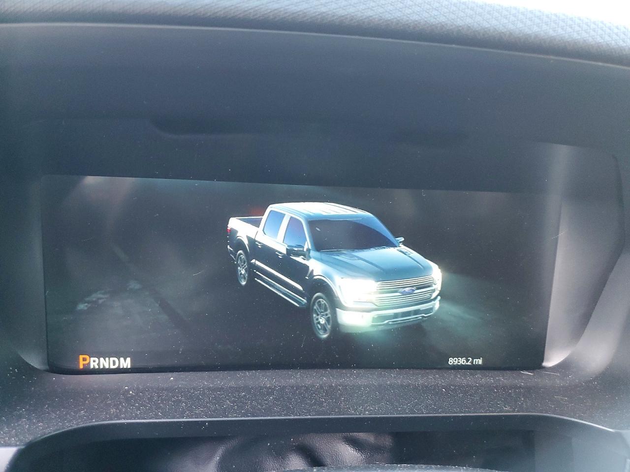 2025 FORD F150 XLT photo 17