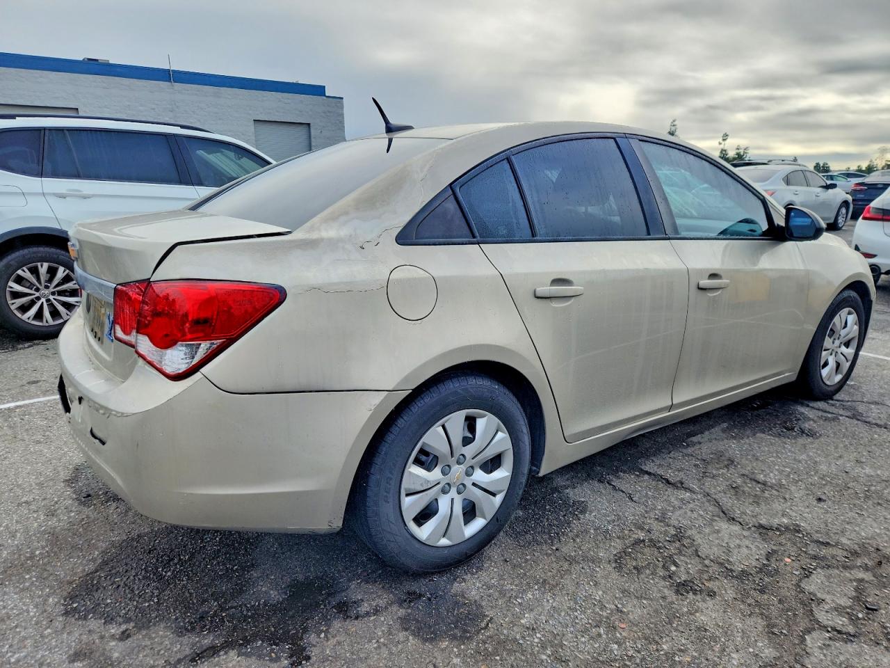 2014 CHEVROLET CRUZE LS photo 3