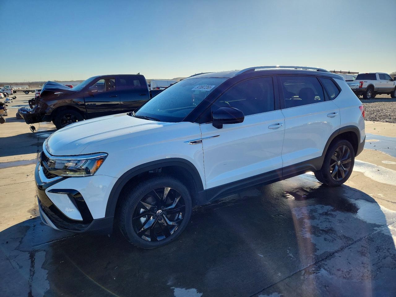 2024 VOLKSWAGEN TAOS