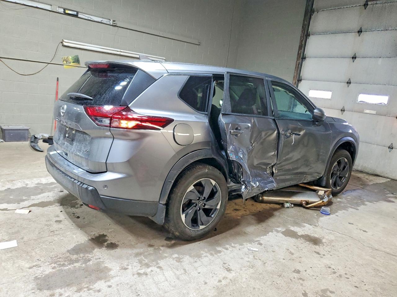 2025 NISSAN ROGUE SV photo 5