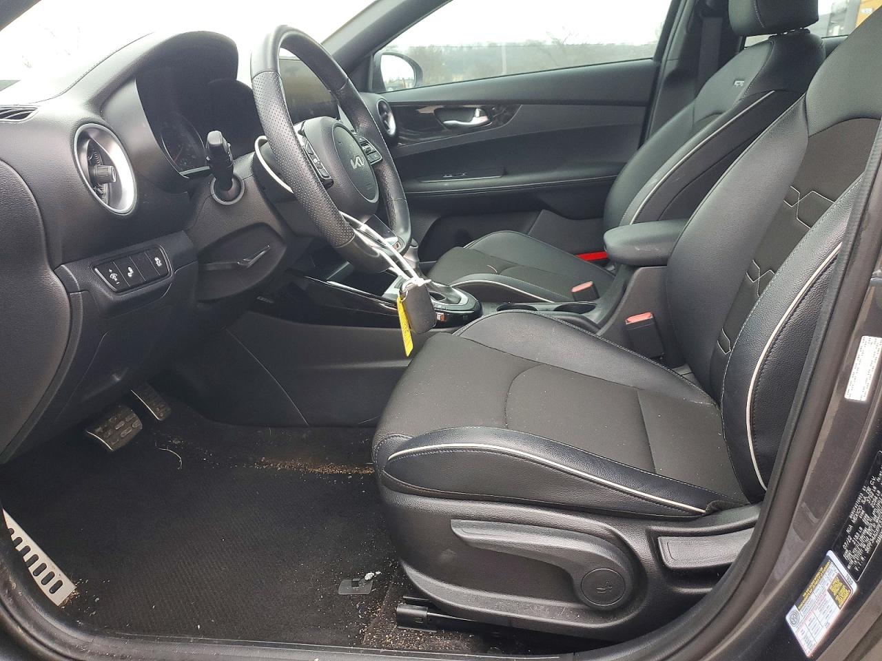 2023 KIA FORTE GT LINE photo 13