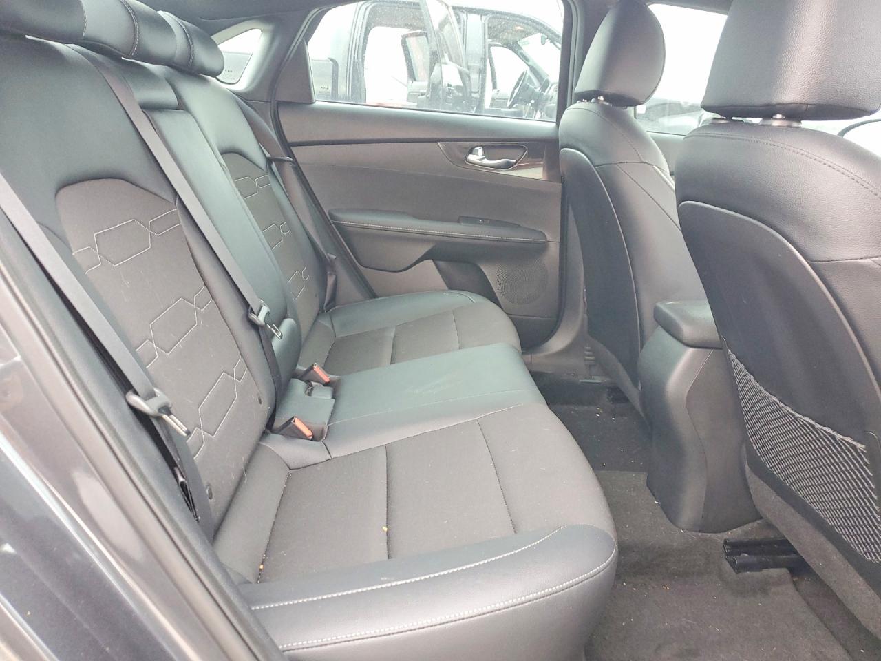 2023 KIA FORTE GT LINE photo 19