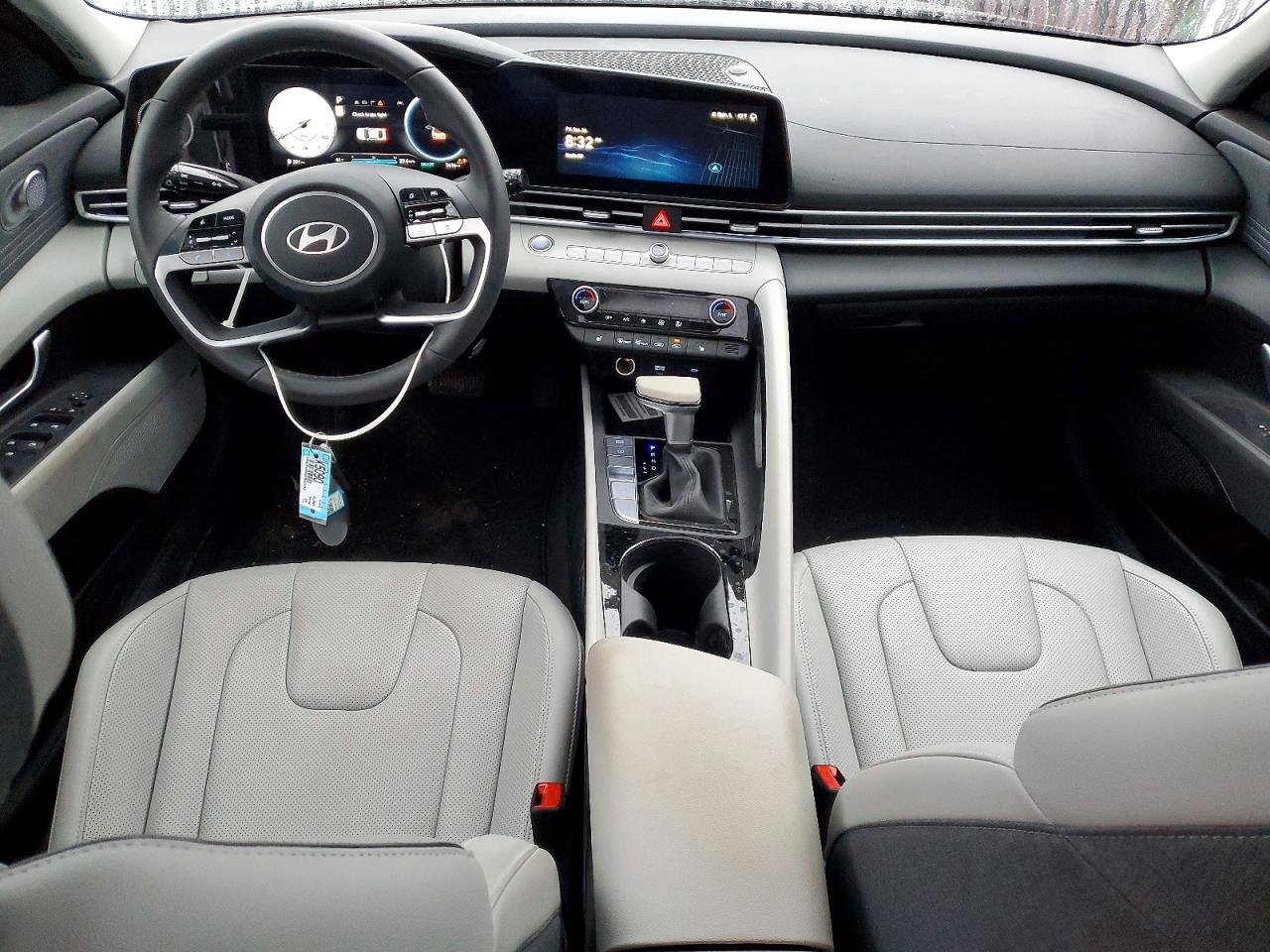 2025 HYUNDAI ELANTRA LIMITED photo 15