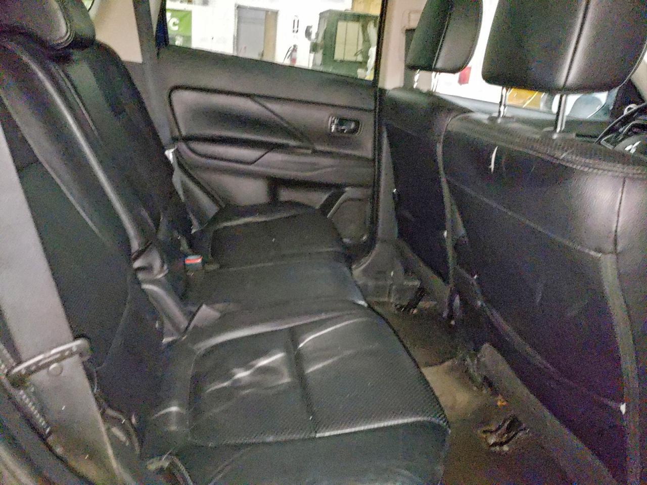 2018 MITSUBISHI OUTLANDER SE photo 41