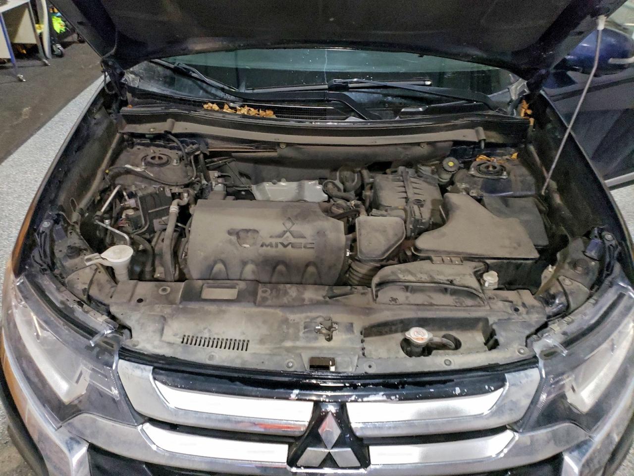 2018 MITSUBISHI OUTLANDER SE photo 45
