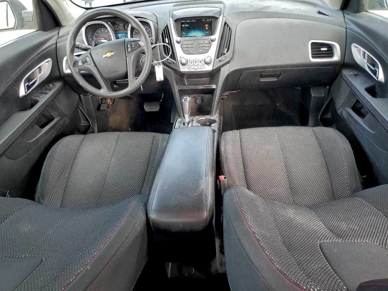 2017 CHEVROLET EQUINOX LS photo 8