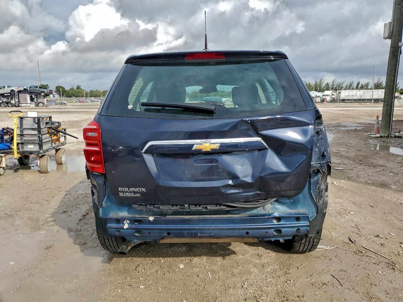 2017 CHEVROLET EQUINOX LS photo 6