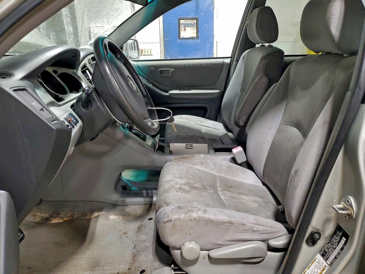 2005 TOYOTA HIGHLANDER photo 13