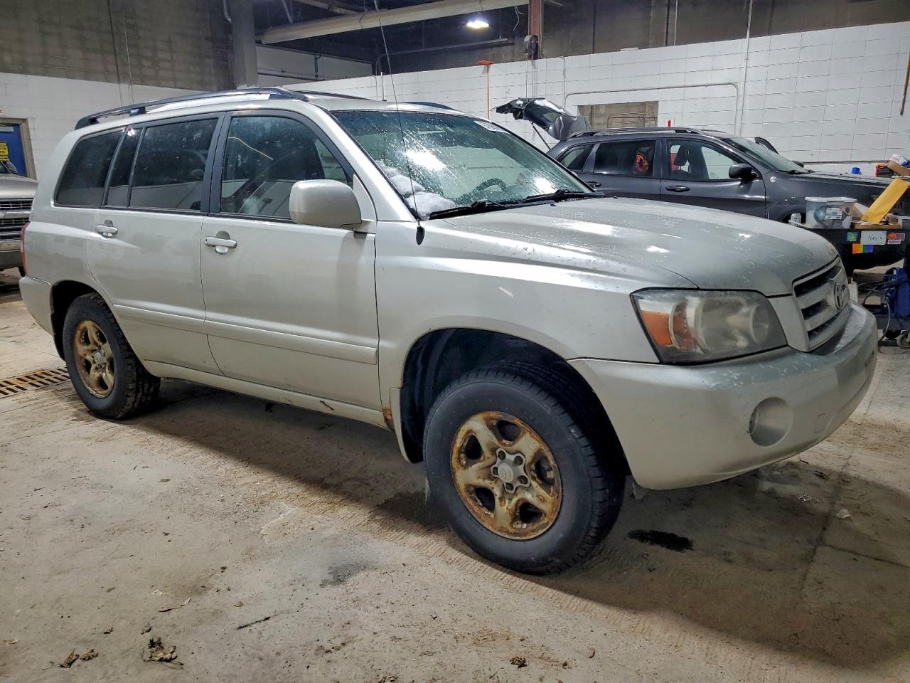 2005 TOYOTA HIGHLANDER photo 7