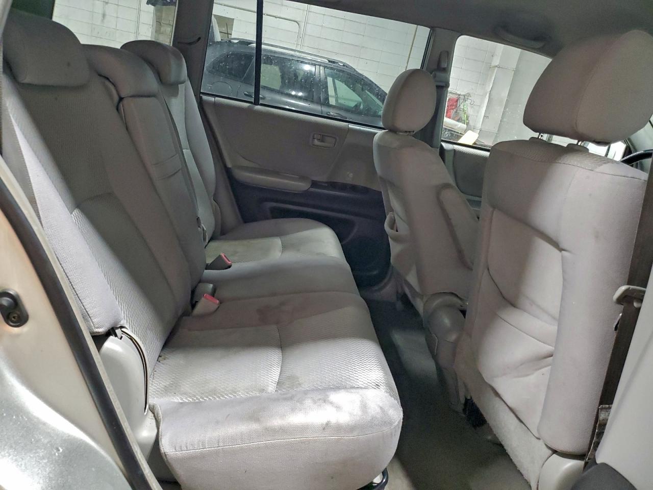 2005 TOYOTA HIGHLANDER photo 21