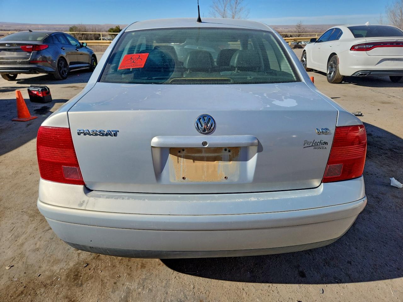 2002 VOLKSWAGEN PASSAT GLX photo 6